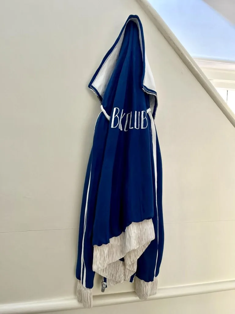 'Boxclub Jacket', Jessi Strixner, Wood & Acrylic, 87 x 27 x 14 cm, Rademakers Gallery